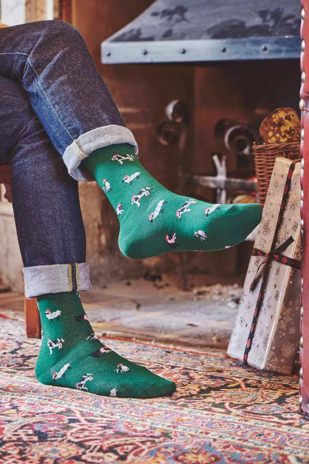 HJ Hall Animaux dans des Chapeaux de Noël Chaussettes en Coton Riche Accessoires HJ