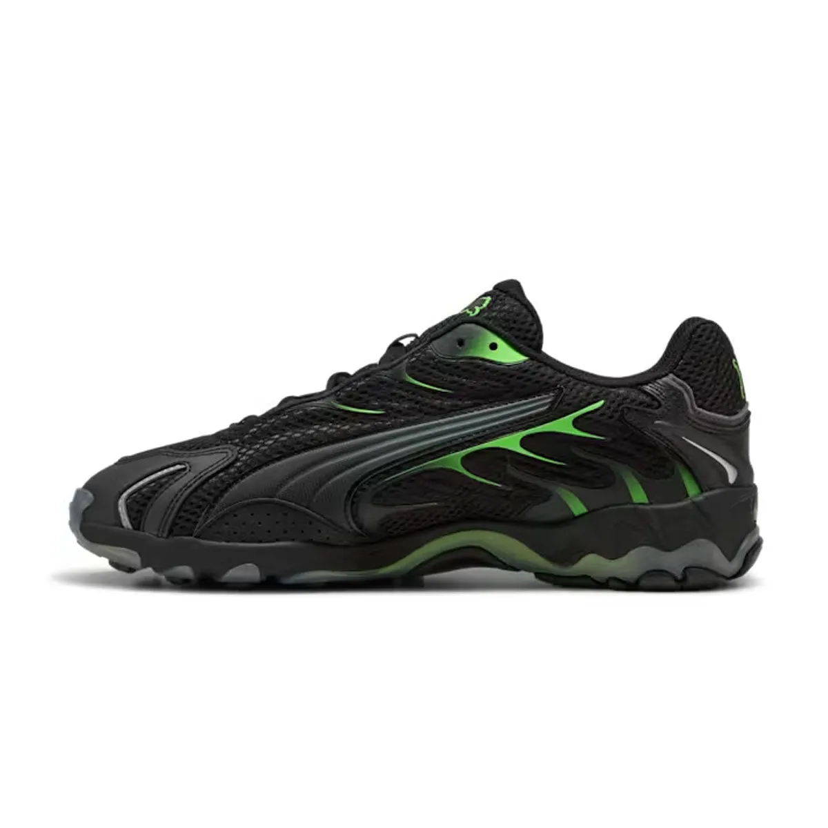 Inspirez le 'Regard Noir Vert'
