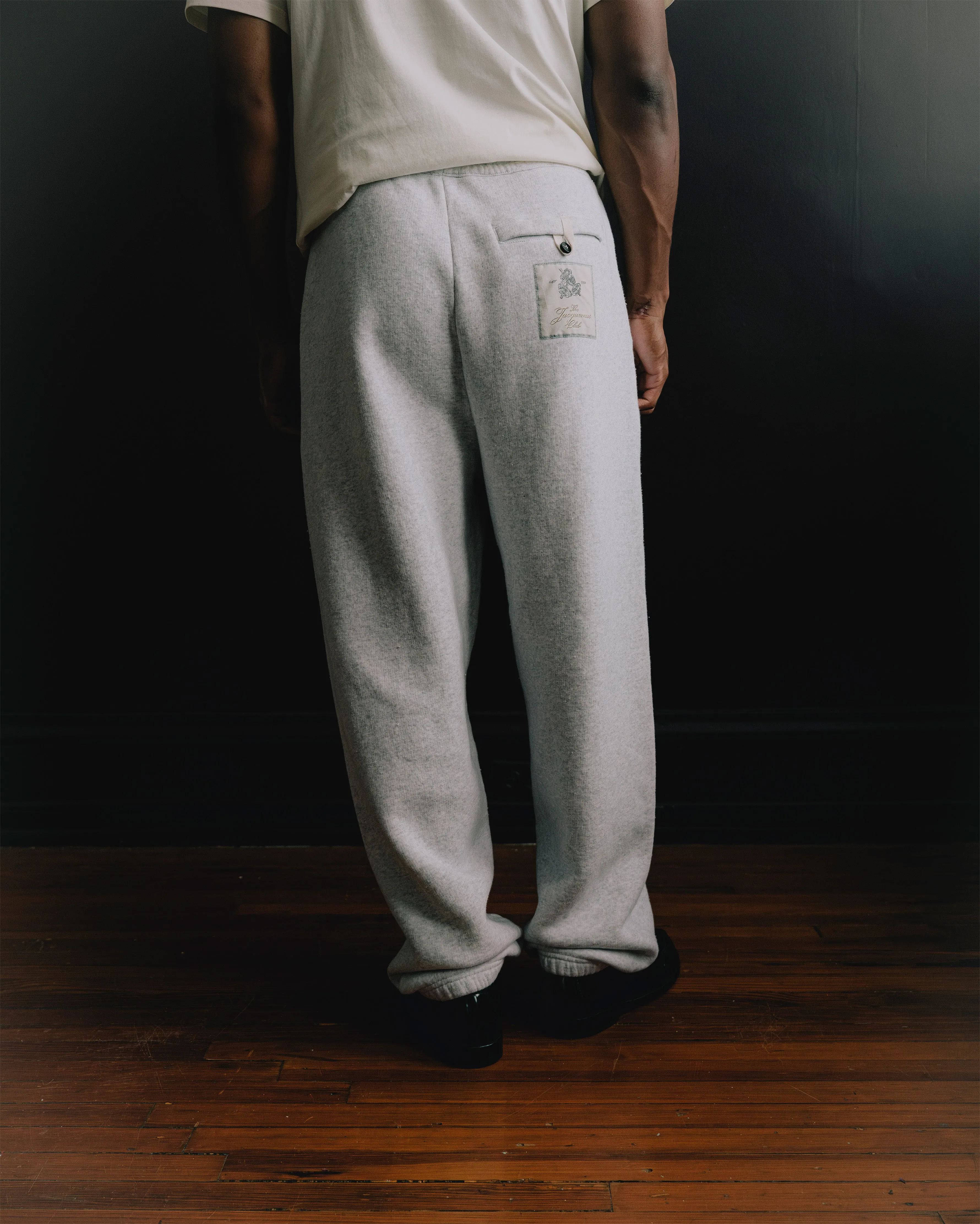 LE JOGGING TORNEO Vêtements	JACQUEMUS