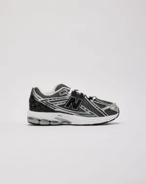 New Balance 1906R Grade-School