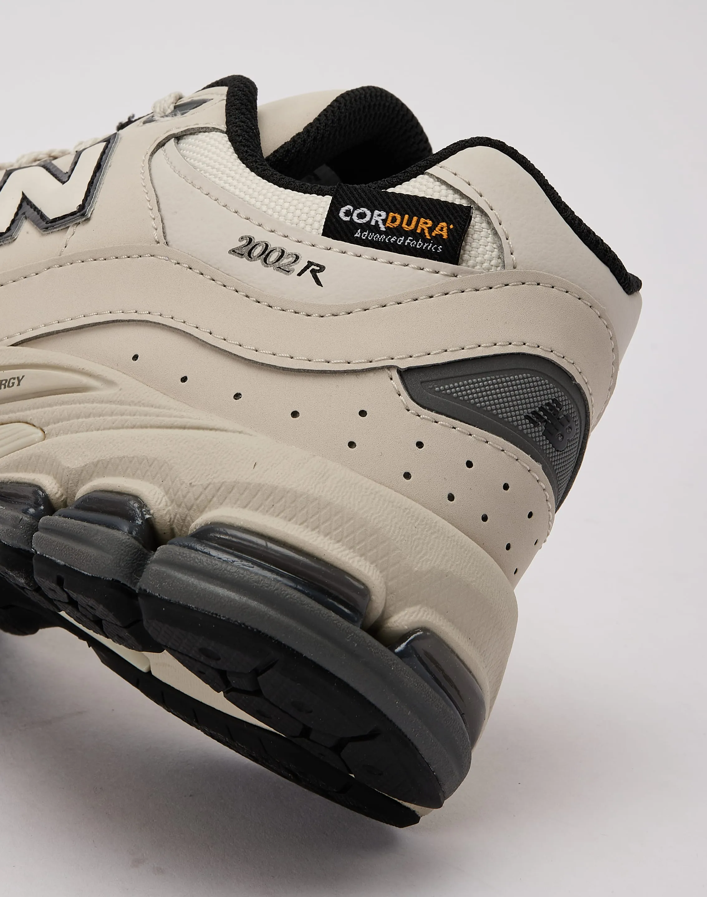 New Balance 2002R École Primaire