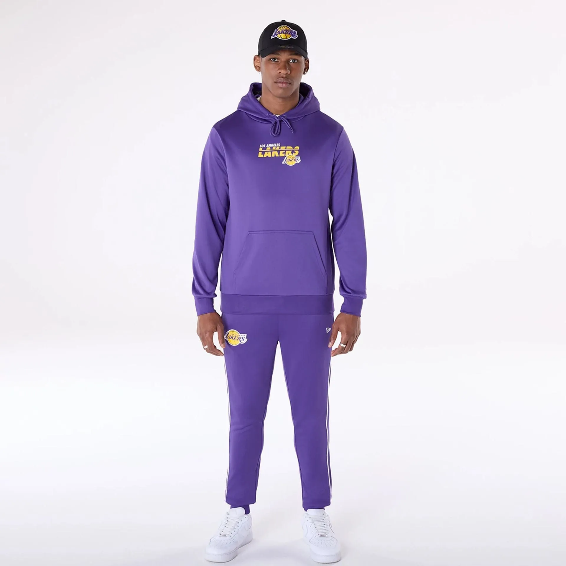 Sweatshirts et hoodies New Era - Pullover essentiel NBA des LA Lakers en violet