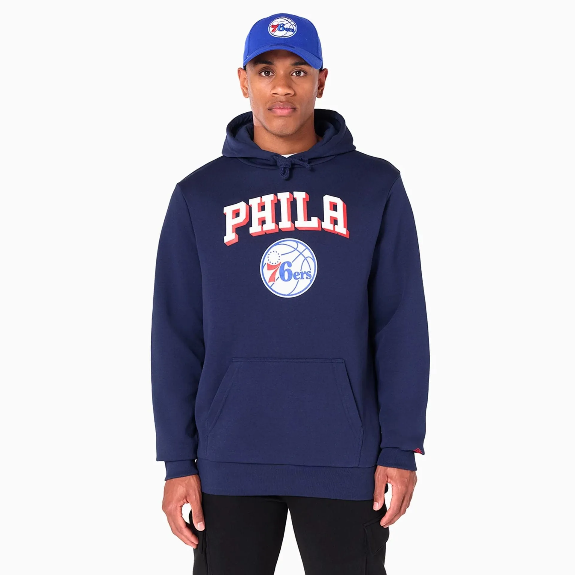 Sweats à capuche et pulls à capuche New Era Philadelphia 76ers NBA en bleu marine