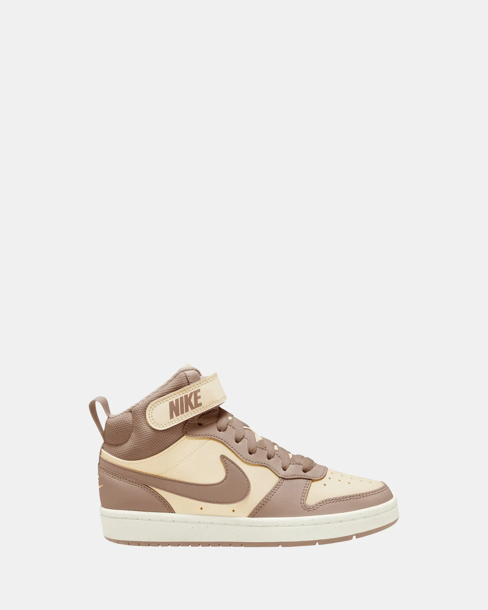 Chaussures Nike Kids Court Borough Mid 2 Grade School Ivoire Pâle/Chanvre/Beige