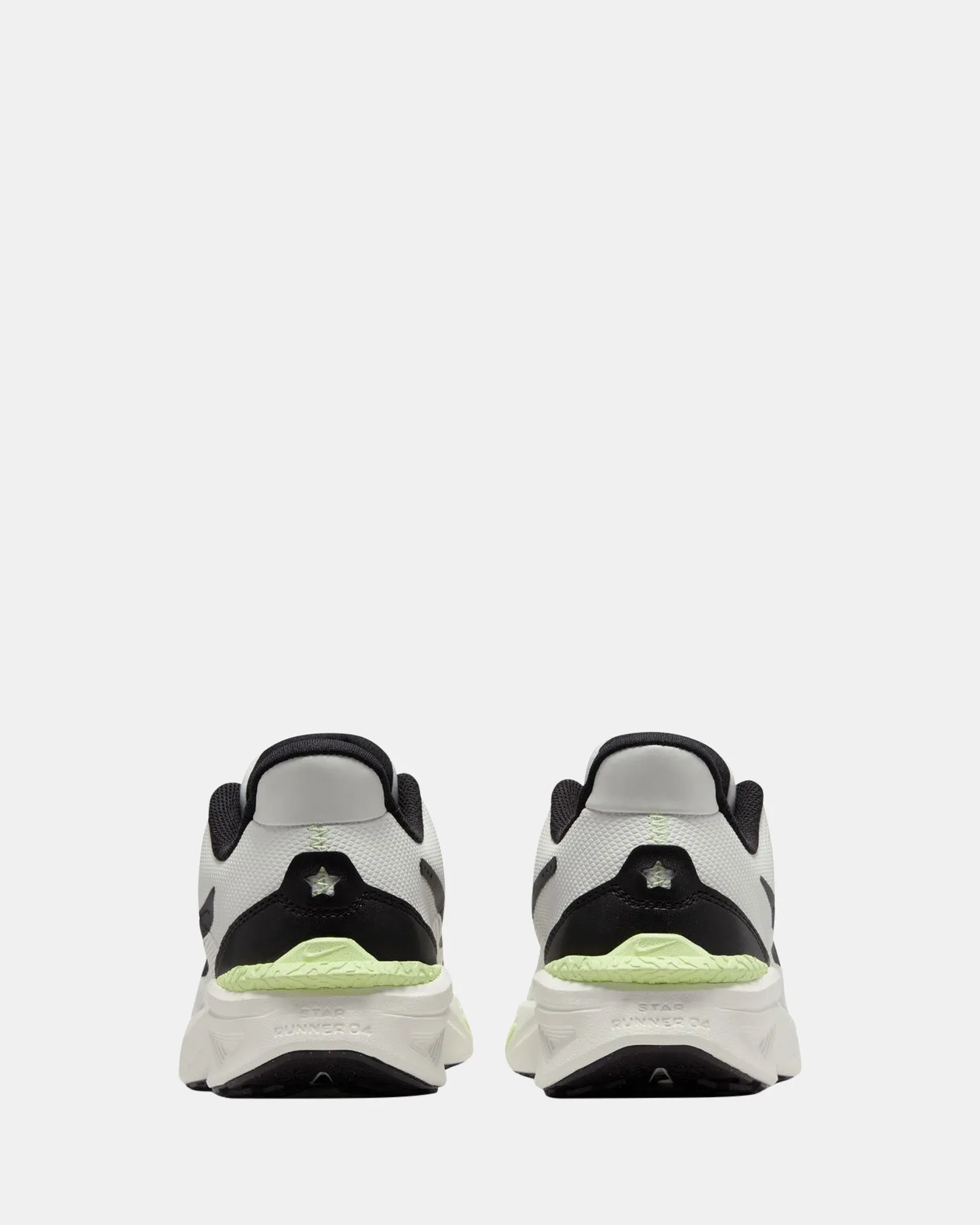 Chaussures Nike pour enfants Star Runner 4 NN Grade School Blanc Summit/Noir/Volt Clair