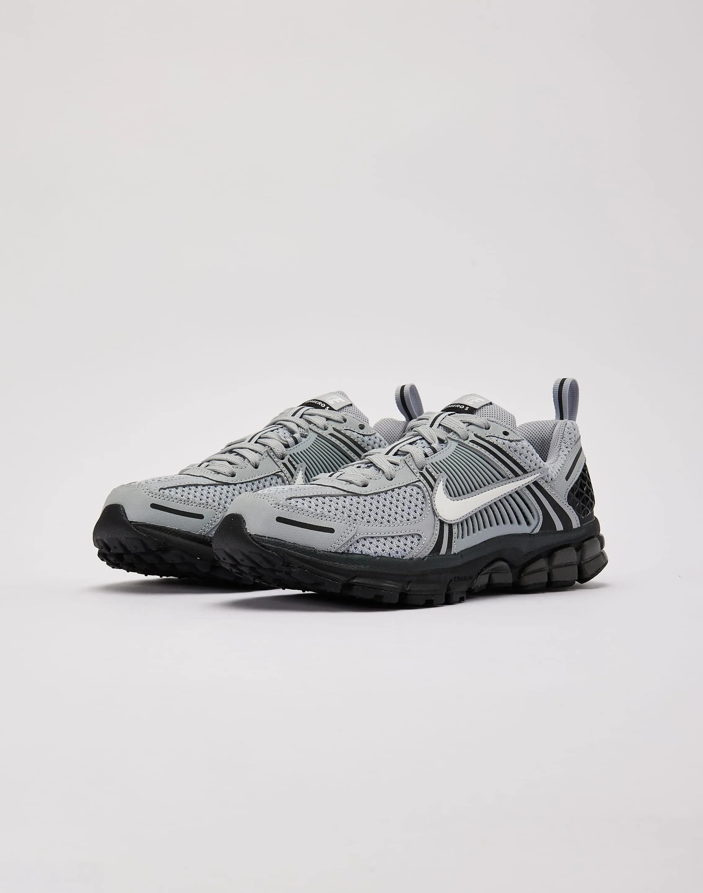 Nike Vomero 5 Taille École