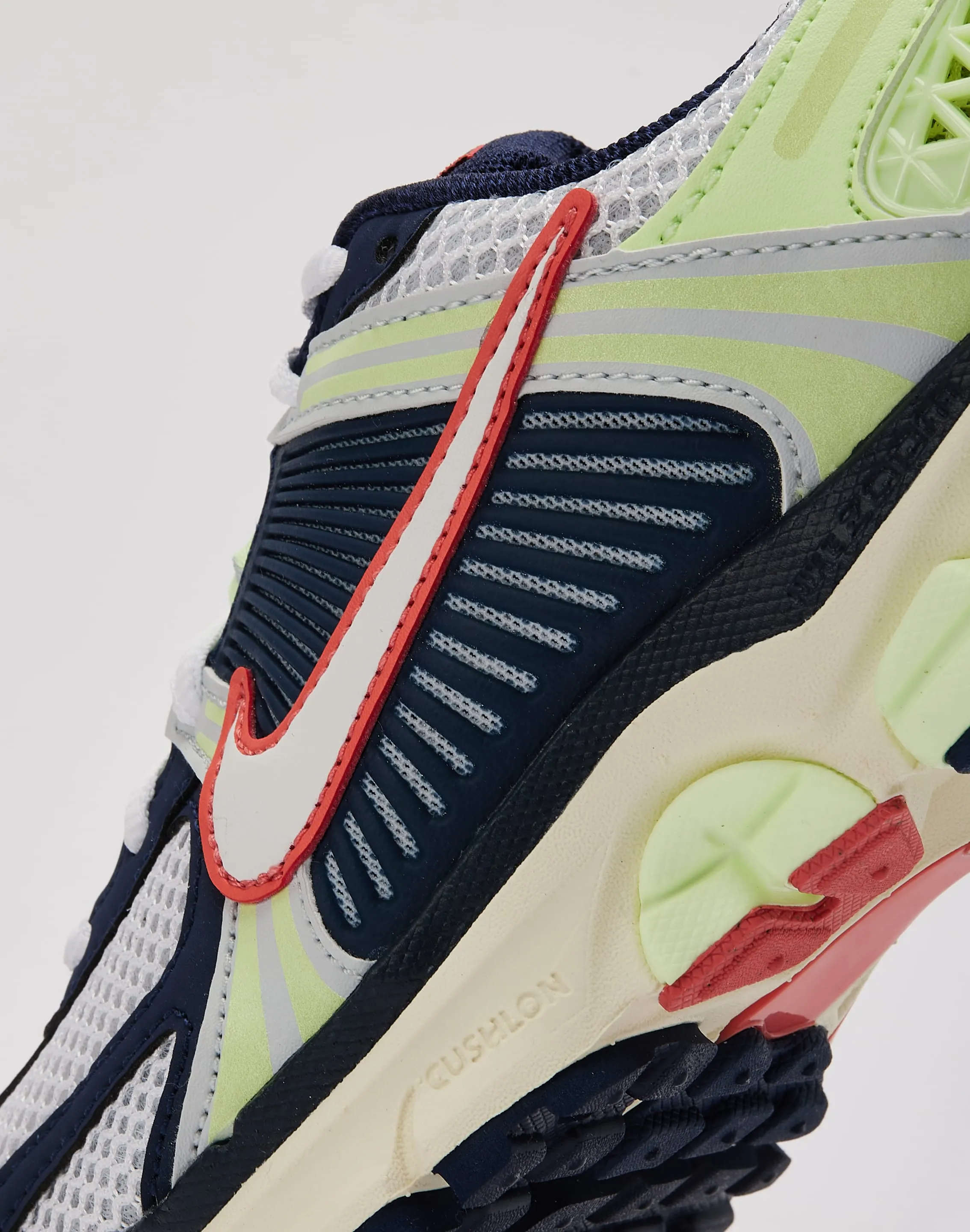Nike Zoom Vomero 5 École Primaire
