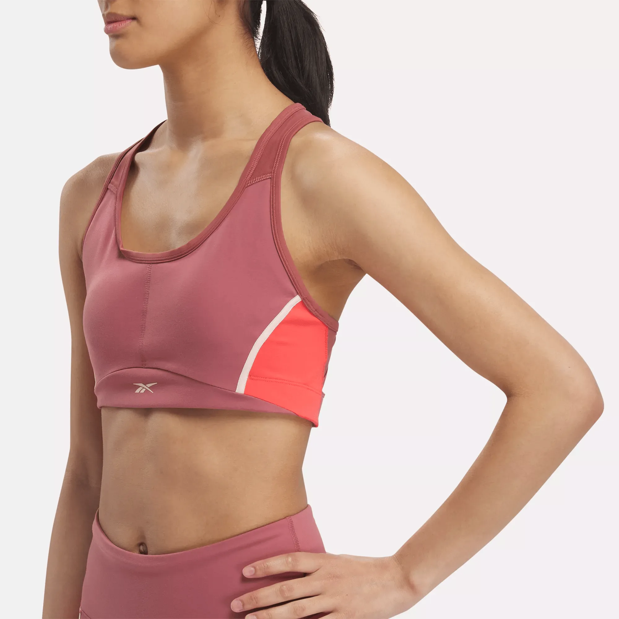 Reebok Chaussures Femme Lux Racer Soutien-gorge rembourré à motifs colorés