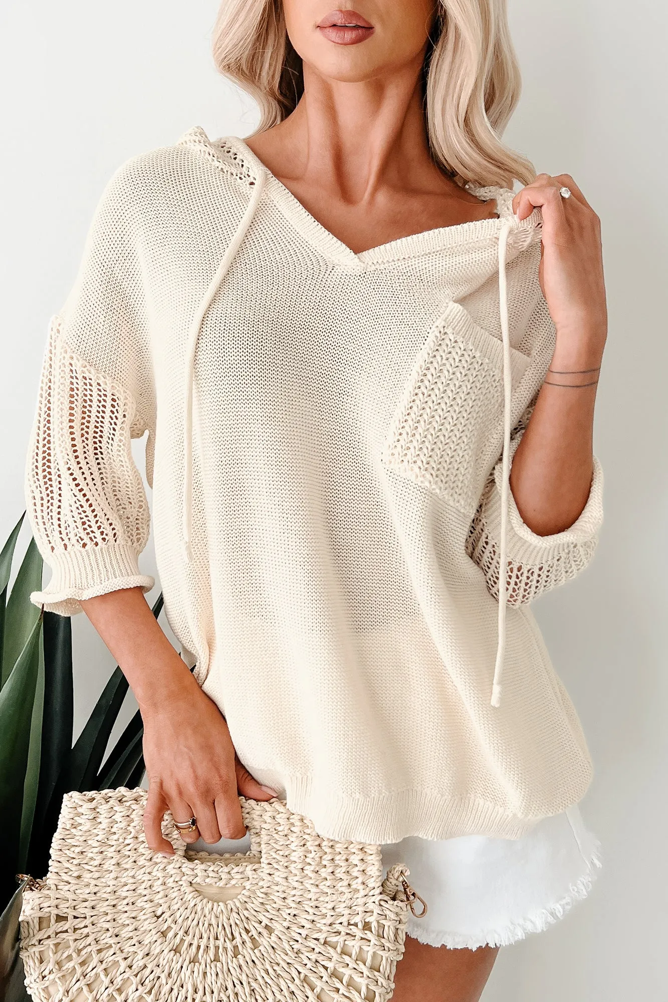 Pull à capuche en maille légère et envoûtante (Crème)