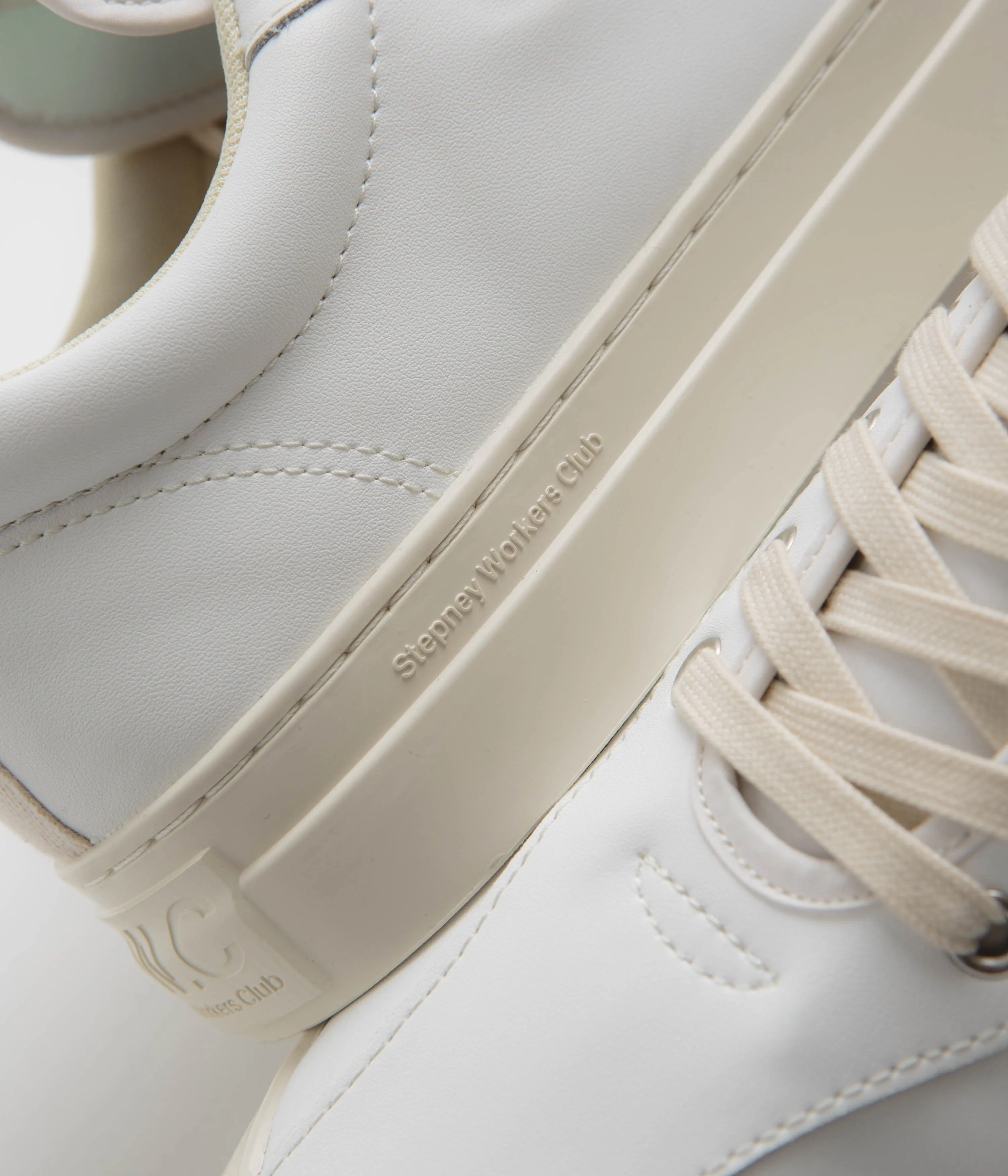 Chaussures Stepney Workers Club Dellow 02 Cup - Blanc Chaussures Stepney Workers Club