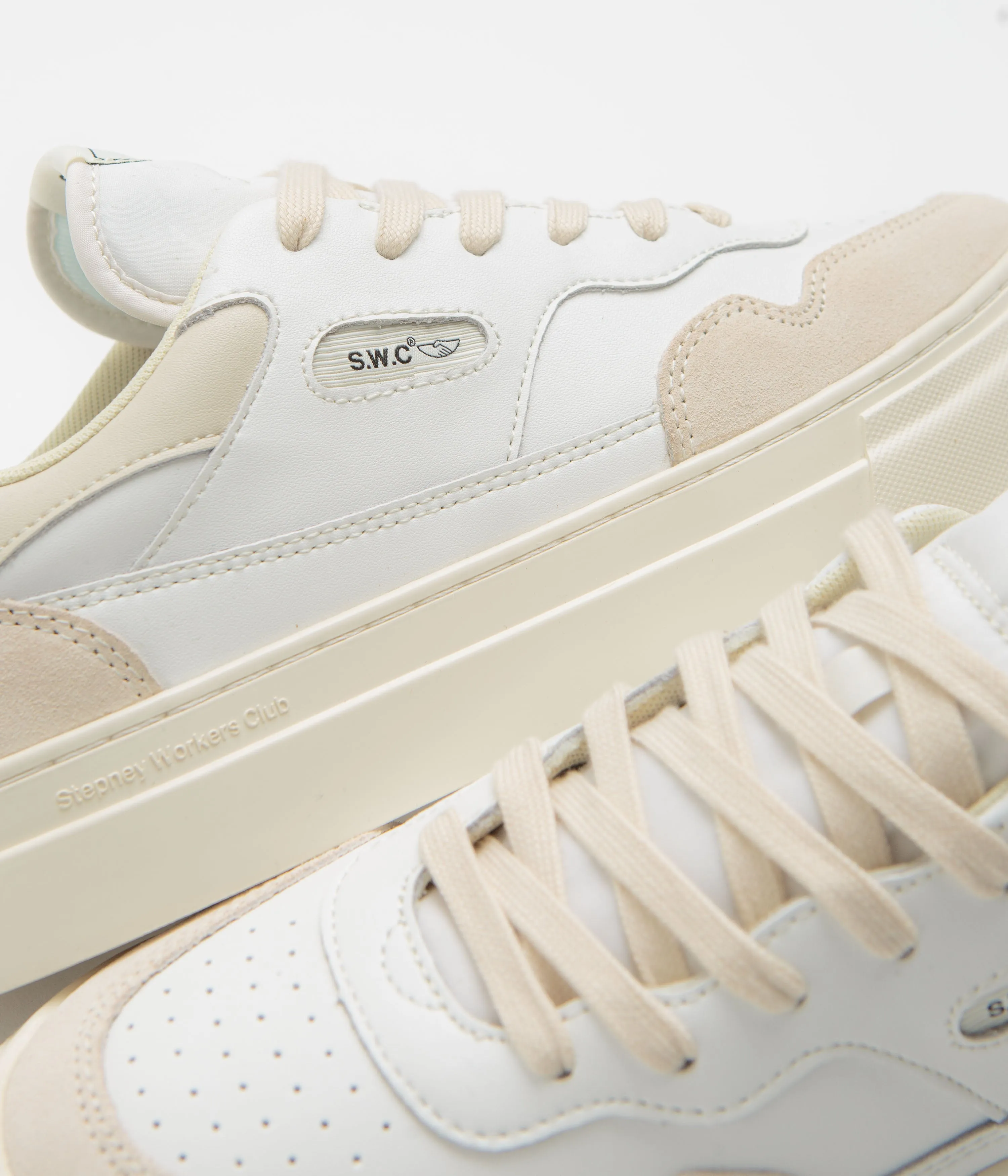 Stepney Workers Club Chaussures en Cuir Perlé - Blanc Printemps Stepney Workers Club