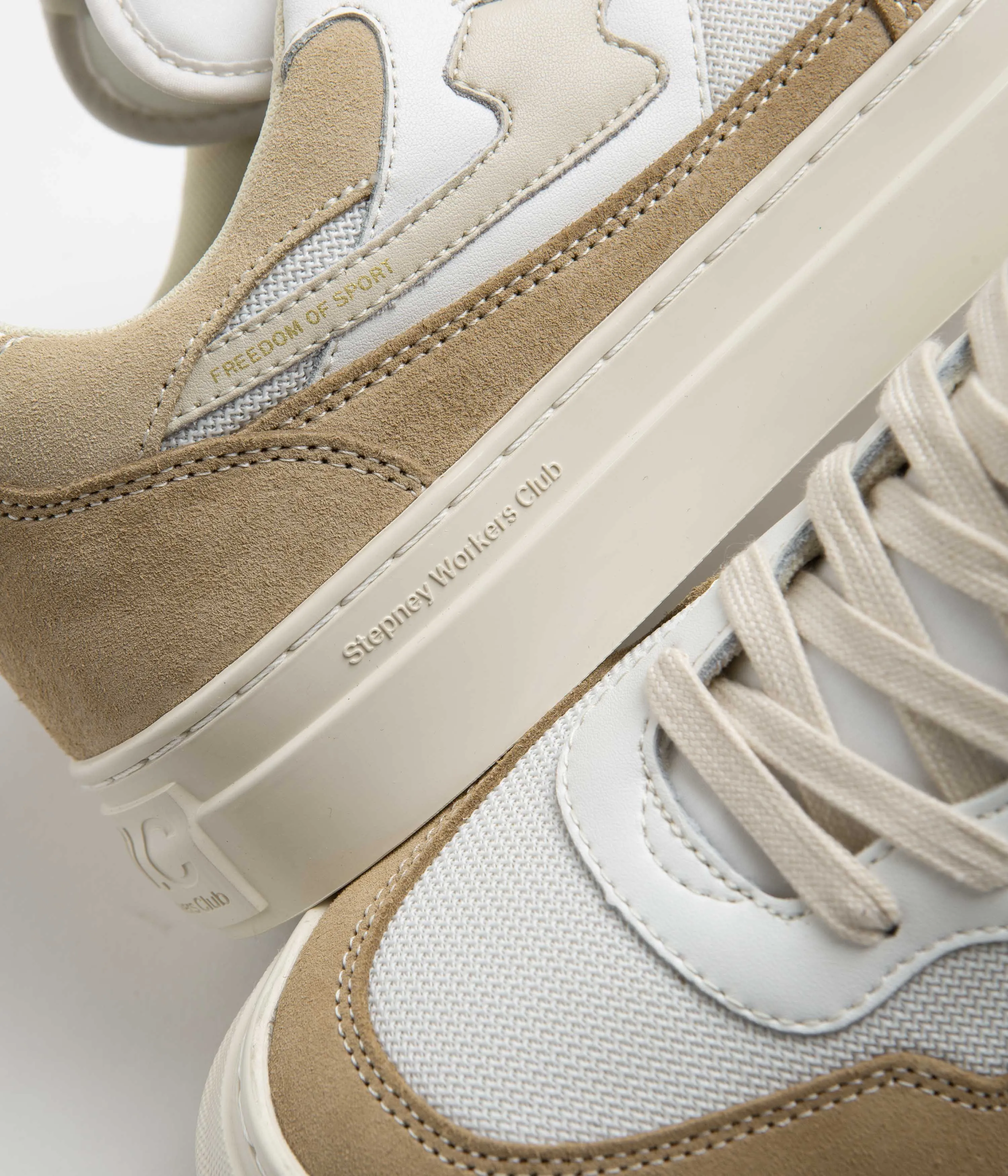 Stepney Workers Club Chaussures en daim Pearl S-Strike - Blanc / Terre Chaussures Stepney Workers Club