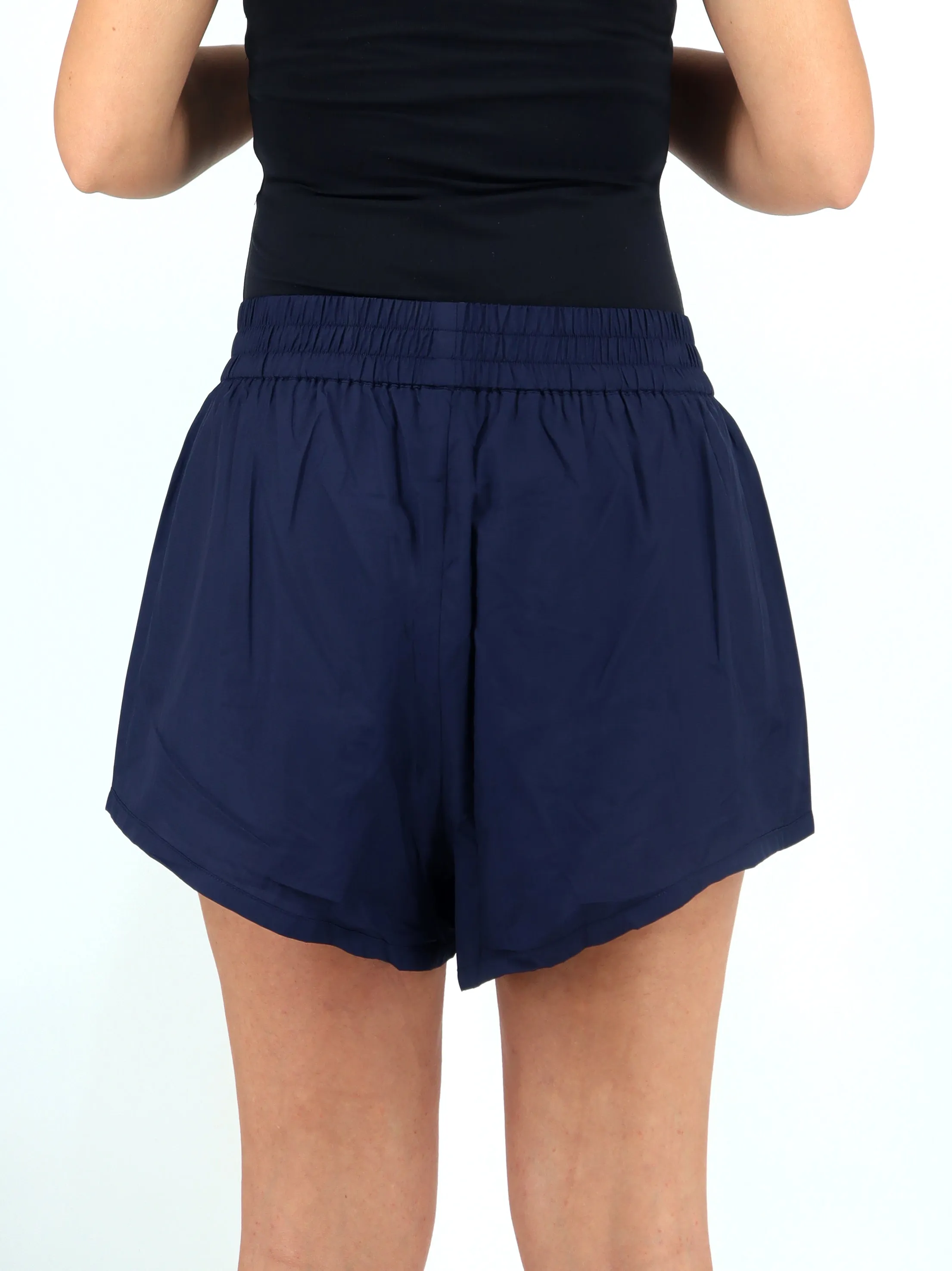 Short de sport uni pour femmes, Marine